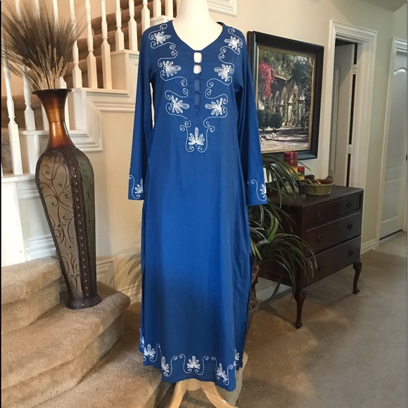Soft Surroundings Buggle beaded Caftan - Picture 3 of 8